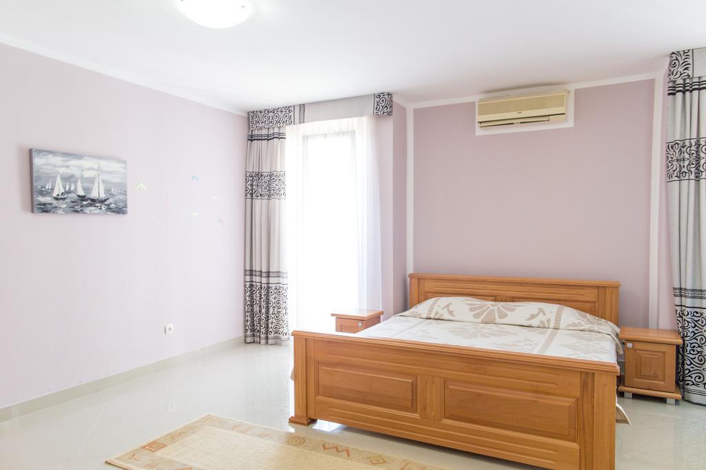 The Turtles Garden Villa Bečići Ngoại thất bức ảnh